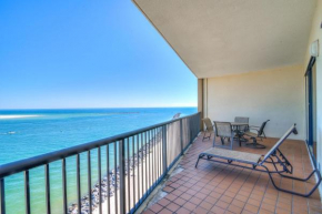 Grand Pointe 702